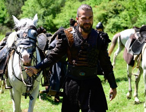 Diriliş Ertuğrul’da Gizli Oyunlar!