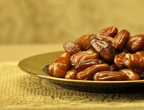 2017’nin 27. İftar Menüsüne Ağızları Tatlandıracak Çikolatalı Hurma Tarifi
