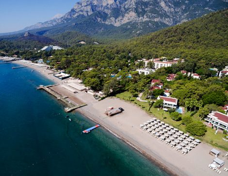 Azra Resort Kemer’de 3 Gece 4 Gün Hediye Tatil Kazanın!
