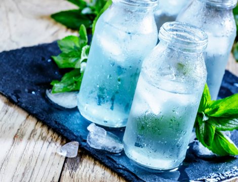 Güneş Çarpmasına Karşı En Az İki Litre Su