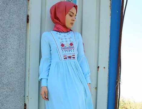 Güzel Havaların Tadını Çıkarabileceğiniz 5 Yazlık Elbise