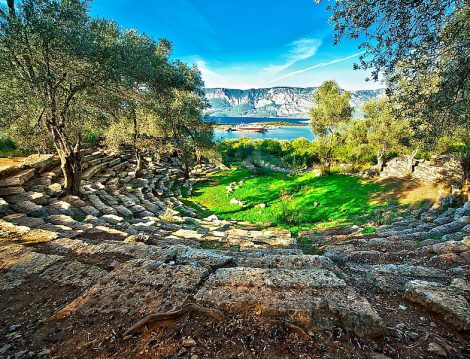 Masmavi Deniziyle Türkiye'nin En Güzel Adalarından Biri Sedir Adası