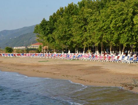 Tatile Gitmeden Serinlemek İsteyenler İçin Kadınlara Özel 5 Plaj Önerisi