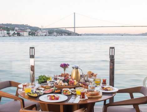 Boğaz Manzaralı Alkolsüz Mekanlar Beyaz Bosphorus