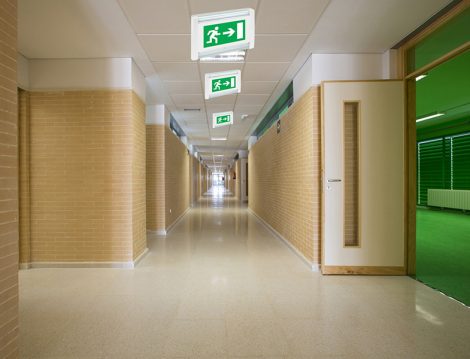 Ledli Emniyet Aydınlatma Armatürleri İle Güvenliğiniz Emin Ellerde