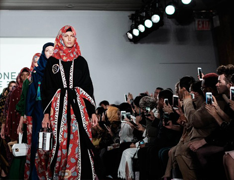 2018 New York Moda Haftasından Muhafazakar Çizgisiyle Dikkat Çeken Defileler