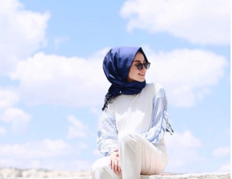 Denize Paralel Yürüyenler İçin Konforlu ve Stil Sahibi Parçalar