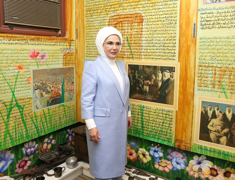 Emine Erdoğan Kıyafet Modelleri 2017-2018