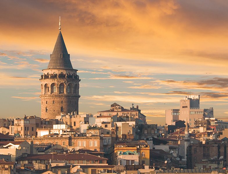 II. Hezarfen Uçuşu Galata Kulesinde 385 Yıl Sonra Tekrarlanacak