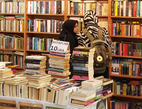 Üsküdar’da Kitap Kokusu Boğaz Kokusuna Karışıyor!