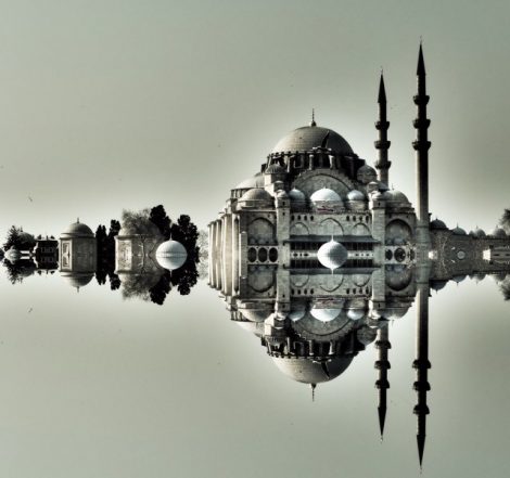 Fotoğraf Sanatında Gerçeğin ve Yansımalarının Oluşturduğu Sürreal Atmosfer
