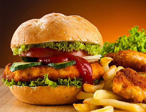 Hafta Sonuna Özel Tavuklu Ev Yapımı Hamburger Tarifi