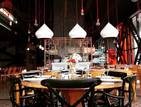 Sakarya'nın En İşlek Caddesinin Gözde ve Spesiyal Mekanı The Mono Restaurant