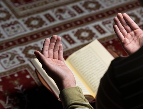 Geçim Darlığı Çekenlerin Okuması Gereken 3 Dua