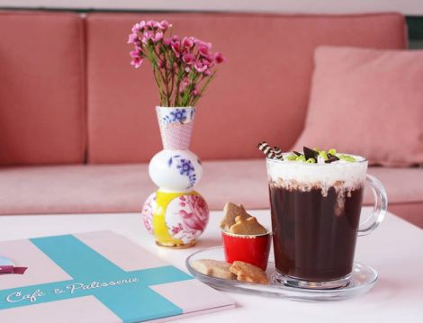 Bir Varmış Bir Yokmuş Cafe 