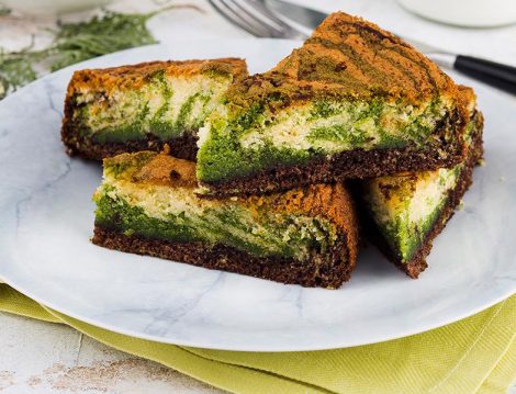Biri Tatlı Diğeri Tuzlu 2 Ispanaklı Kek Tarifi