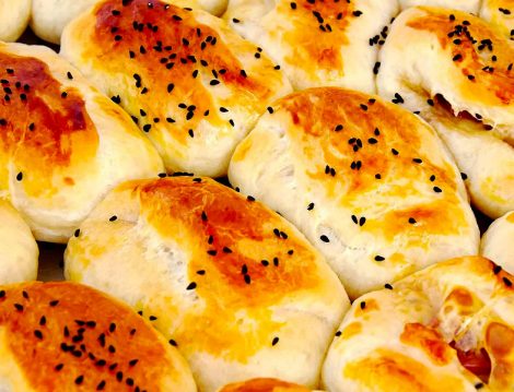 Ev Usulü Kıymalı Poğaça Tarifi, Kıymalı Poğaça Nasıl Yapılır