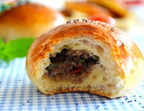 Ev Usulü Kıymalı Poğaça Tarifi, Kıymalı Poğaça Nasıl Yapılır?