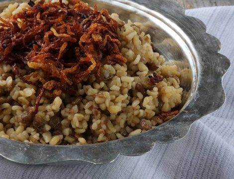 İftar Sofralarına Ana Yemek Değerinde Pilav ve Makarna Tarifleri