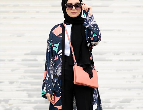 Bu Yaz Tatil Kombinlerini Etkisi Altına Alacak Kaftan, Kimono ve Elbise Modelleri