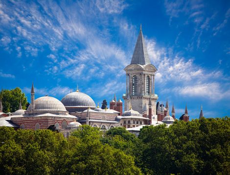 Medeniyet İnşası Camiden Geçer