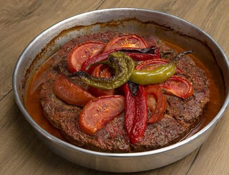 Antakya Yöresinden Lahm-ı Sini Tarifi
