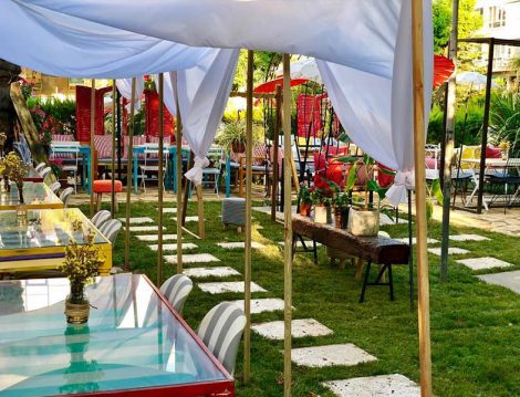 Artisan Kitchen & Kalyan Cafe Restaurant Bahçe Dekorasyonu