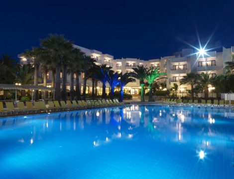 Hesaplı Muhafazakar Oteller Club Familia
