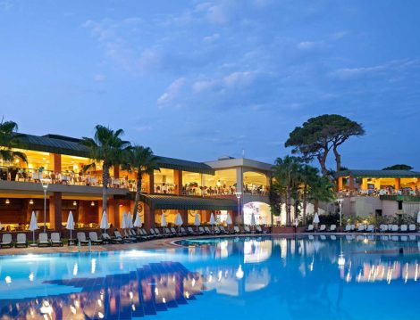 Uygun Fiyatlı Muhafazakar Tatil Pine Club