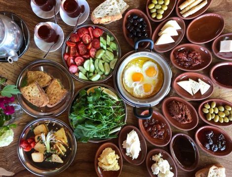 Mengen Çiftlik Et Mangal Kahvaltı