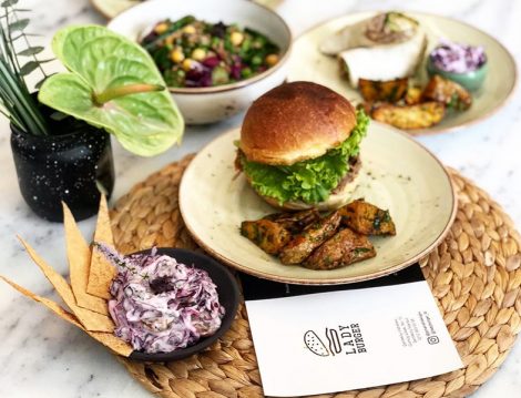 Lady Burger'de Tandır Eti İle Burger