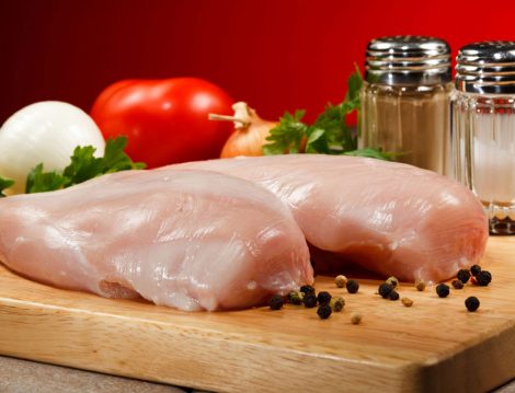 Tavuk Salatası İçin Göğüs Eti