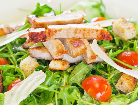 Tavuklu Yeşil Salata