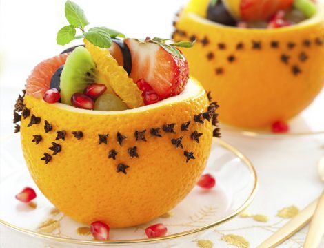 Portakal Kabuğu Kasesinde Meyve Salatası Tarifi