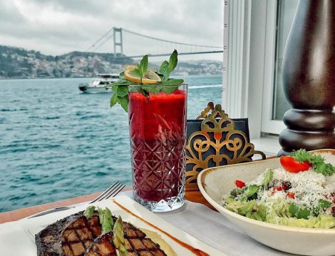 Pembe Yalı Restaurant Beykoz Boğaz Manzarası