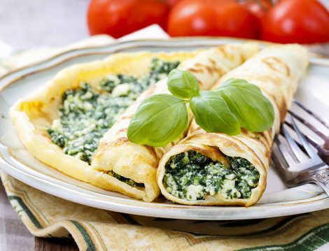 Sahurda Tutan Ispanaklı Peynirli Krep Tarifi