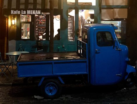 Kafe La Mekan Nostaljik Kamyon