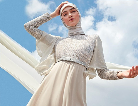Zarafetiyle Büyüleyen 5 Yaz Daveti Elbisesi