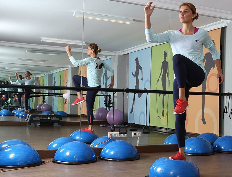 Aysfit Studio Üsküdar Bayanlara Özel Spor Salonu