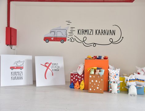 Perveran Kırmızı Karavan
