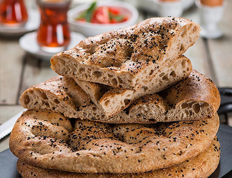 Tam Buğday Unlu Ramazan Pidesi Tarifi Nasıl Yapılır?