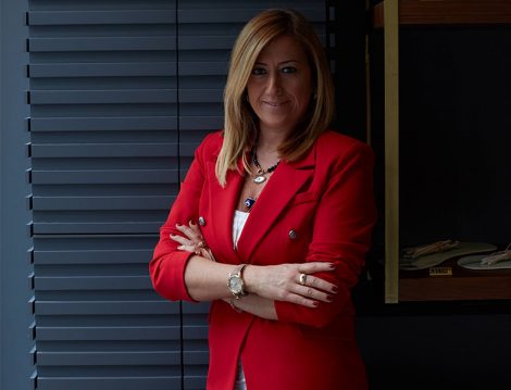 İç Mimar Esra Kestirengöz