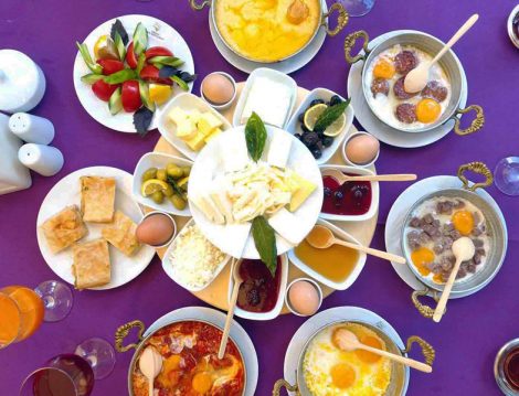 Orman Cafe ve Restoranda Kahvaltı