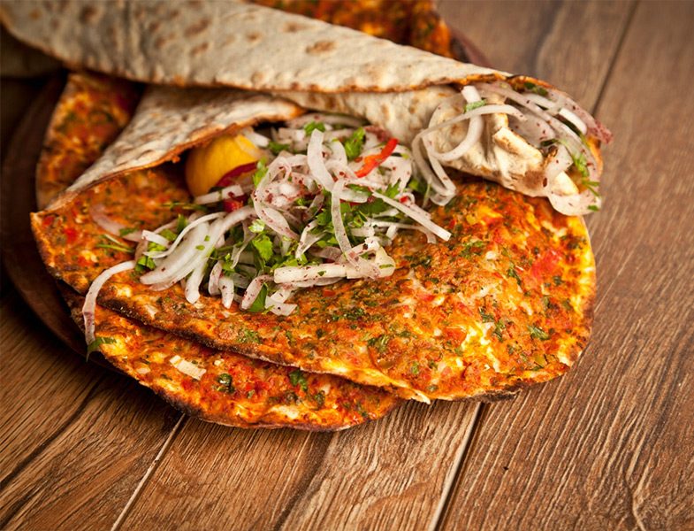 Ev Yapımı Lahmacun Tarifi