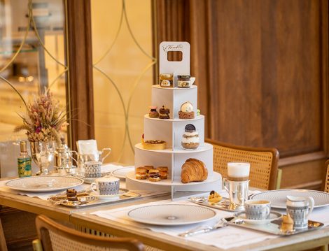 Kandilli Pastanesi Royal Afternoon Tea Box ile 5 Çayı Hazırlıkları