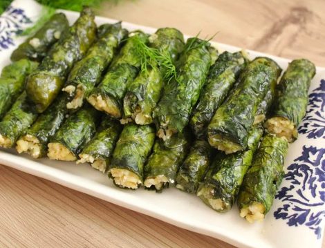 Lor Peynirli Pazı Sarması Tarifi