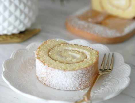 Pastane Usulü Muzlu Rulo Pasta Tarifi