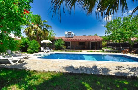 Kayaköy Korunaklı Muhafazakar Villa