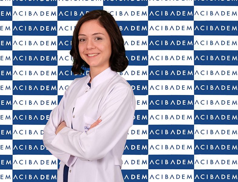 Beslenme ve Diyet Uzmanı Ece Öneş