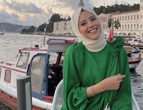2021 Yaz Renklerinden Hangisi Sizi Anlatıyor? Şimdi Keşfedin!